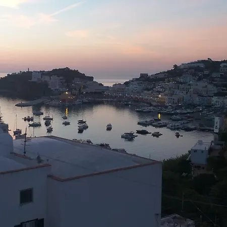 Terrazza Sul Porto Da Mary Apartment *